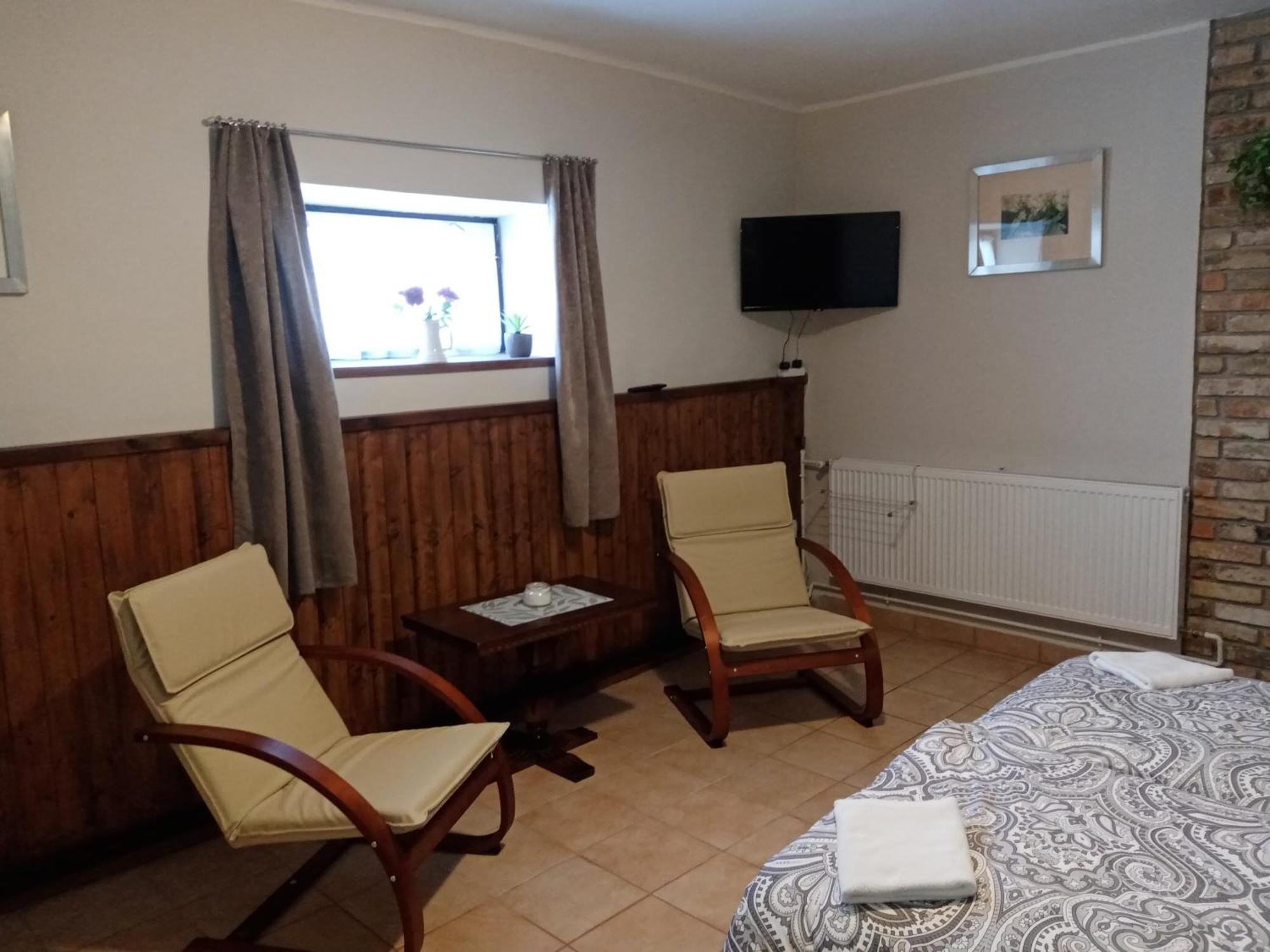 Vendektanya Vendeghaz Hotel Tapolca Phòng bức ảnh