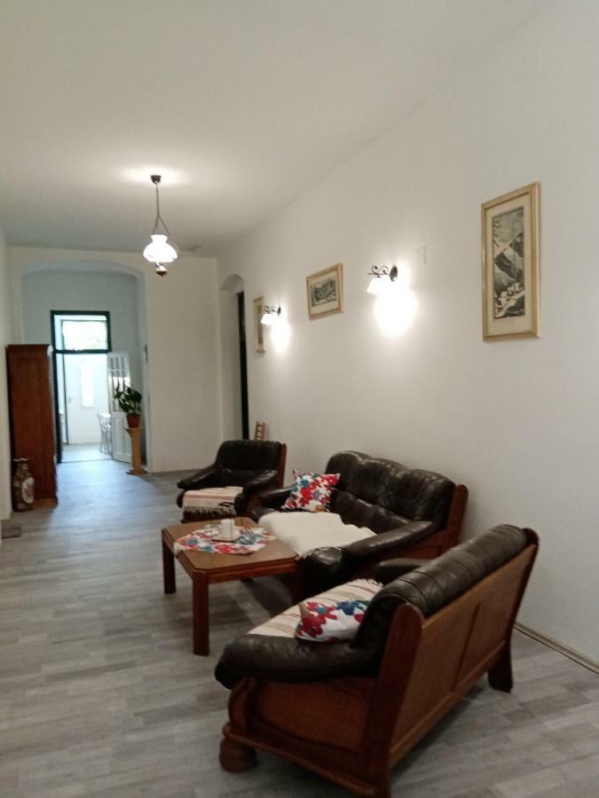 Vendektanya Vendeghaz Hotel Tapolca Ngoại thất bức ảnh